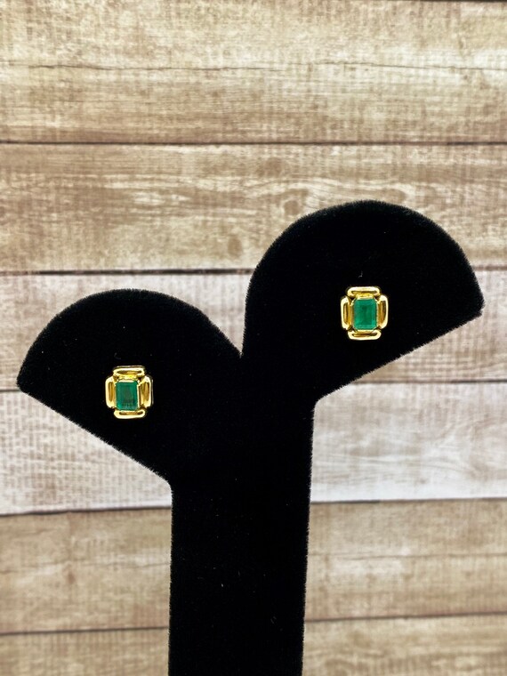18K Yellow Solid Gold And Emerald Stud Push Back … - image 2