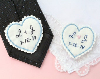 パーソナライズされた刺繍入りネクタイパッチ、新郎への結婚祝いギフト（2個セット）