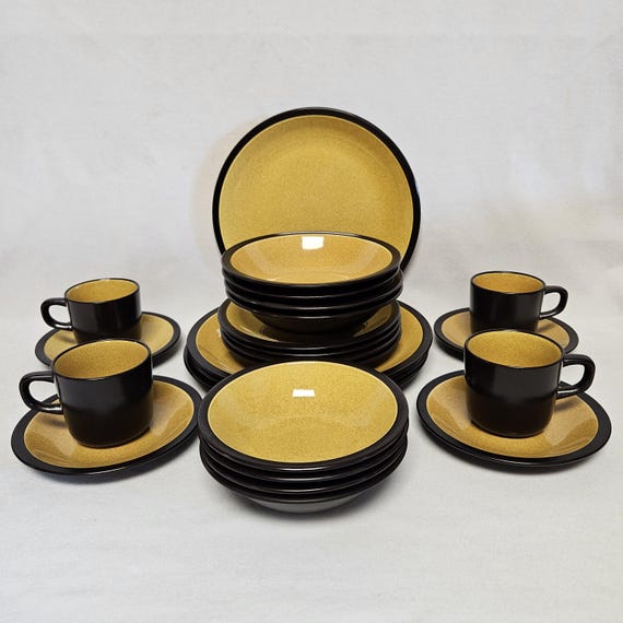 Mikasa Terra Stone　皿　20cm：4枚、24cm：６枚 Mikasa Terra Stone皿20cm：4枚、24cm：6枚