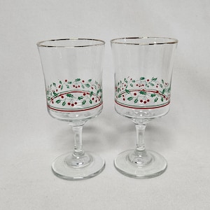 Arby&#39;s Christmas Collection Holly & Berries Water Goblets Circa 1987-Set of 2