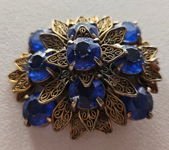 Vintage Gold-Tone Filigree Dress Clip with Blue S… - image 2