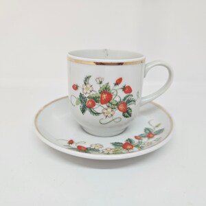 Avon Strawberry Demitasse Cup & saucer with Gold Trim 1978