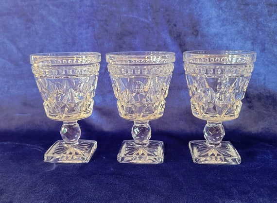blue studded starbucks cup 2022 Starbucks China 2022 Ski series main image 1