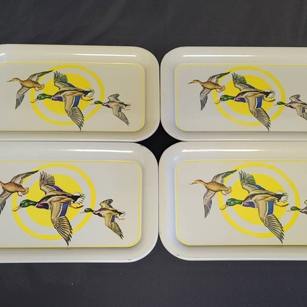 Set of 4 Vintage Ducks In Flight Metal TV or Lap Trays