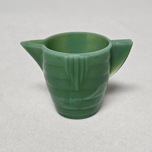 Akro Agate Green Glass Child&#39;s Teapot-NO LID