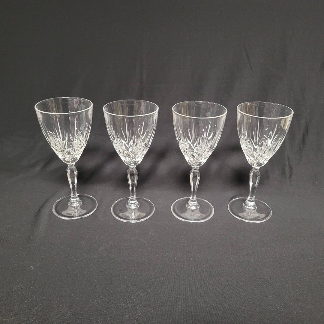 Oneida LUCIA Wine Glassesset of 4 Etsy