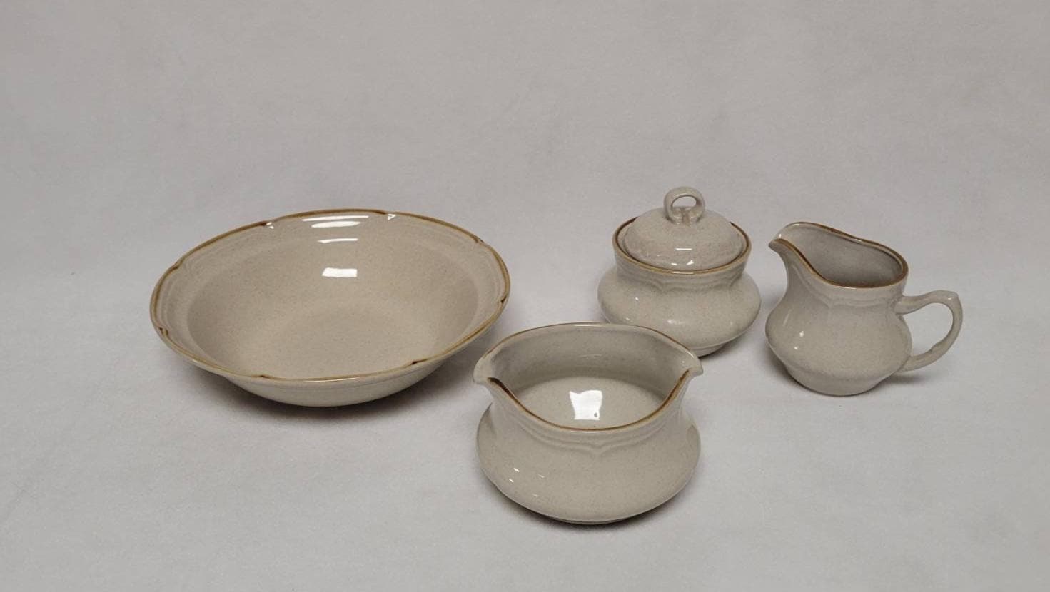 お皿　ハースサイドストーンウェア　10枚 ストーンウェア/大皿10枚セット/Americana Hearthside - メルカリ