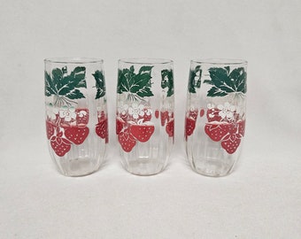 Set of 3 Strawberry Pattern Drinking Glasses