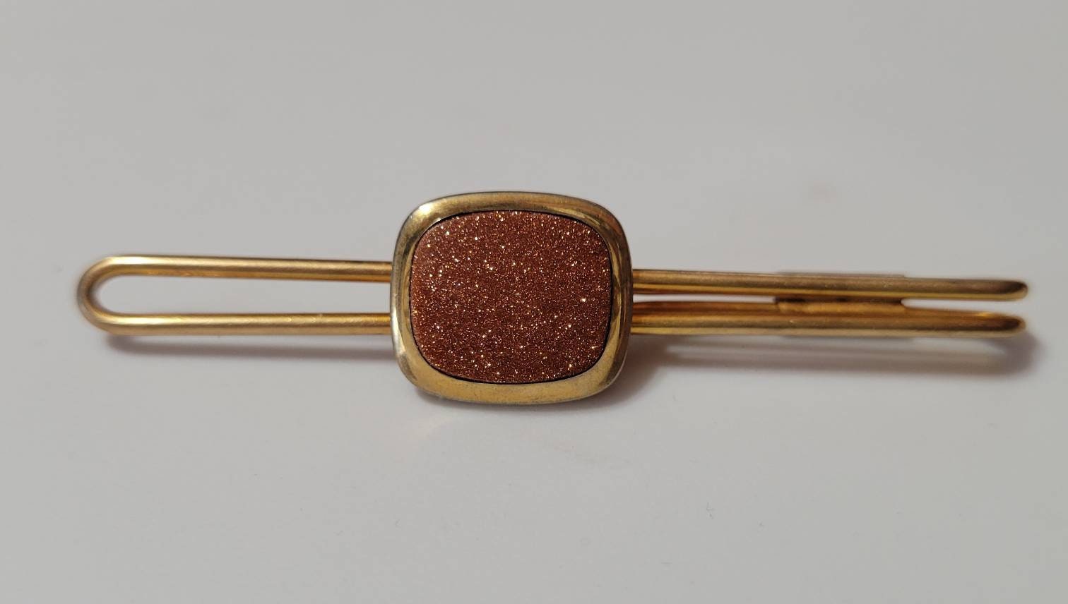 Boutons De Manchette Vintage En Goldstone (pierre De Soleil) - Finition Or - Forme Ovale - Occasion