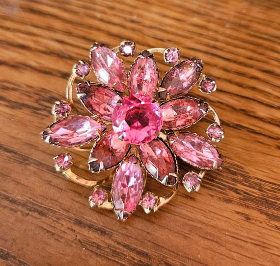 Gorgeous Vintage Pink Rhinestone Floral Brooch Se… - image 1