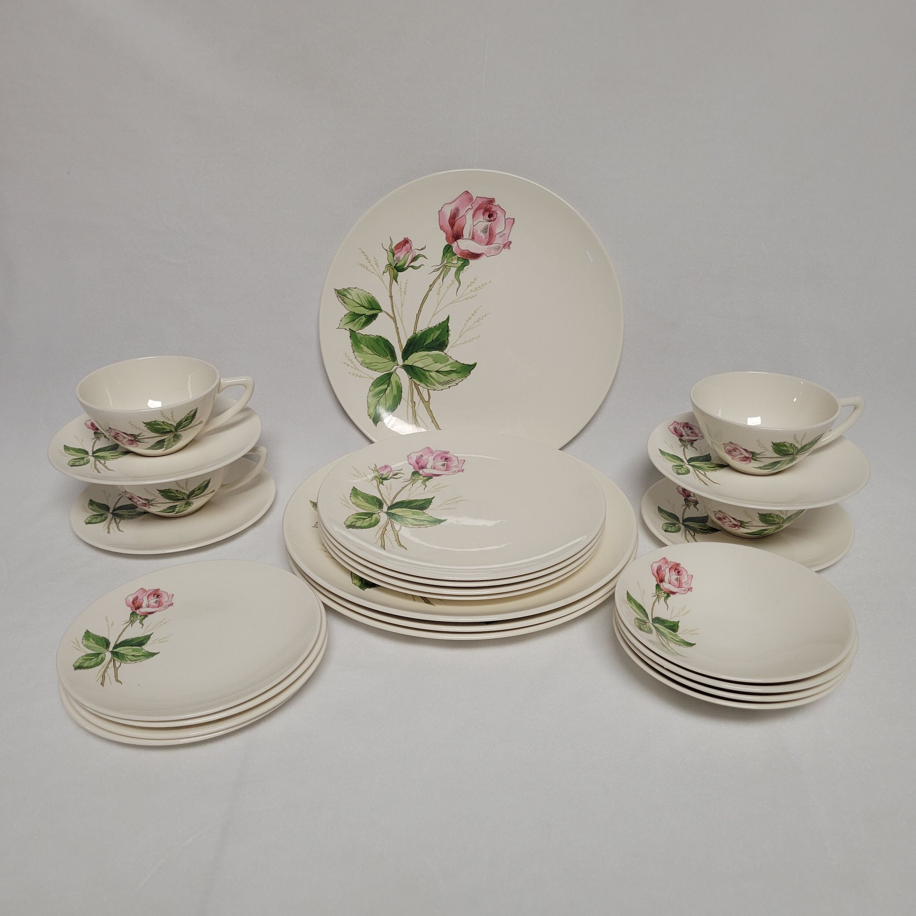 24 Piece Knowles Tea Rose Vintage Dinnerware place Setings for 4