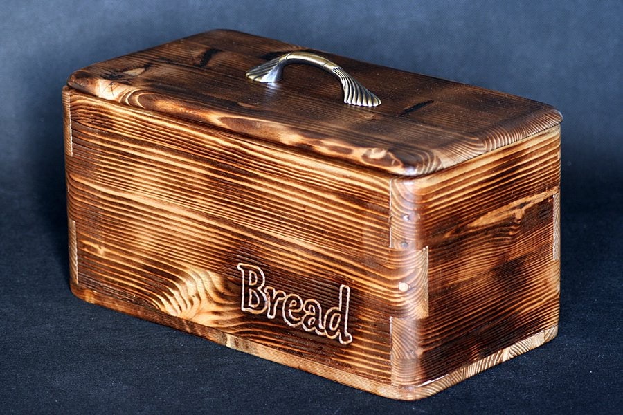 Wooden handmade bread box. Vintage style. Waxed wood. Made to Etsy