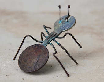 Single Key ant, Metal Sculpture