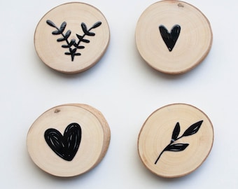 Real wood magnets with motifs in a set