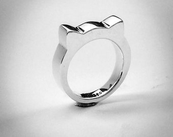 Handmade solid sterling silver cat ears ring.