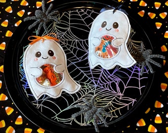 READY-TO-SHIP -- Ghost Treat Bags -- Halloween Party Favors