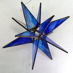 Stained Glass Med.Tree Topper, Iridescent Blue Glass, Moravian Star, Tree Top Decoration, Christmas Star Ornament