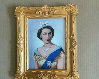 1/12 scale dolls house miniatures,Jubilee picture Frame,large.