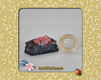 Dollhouse Miniature Fireplace: 1/12 Scale Resin Firewood Logs (39mm)