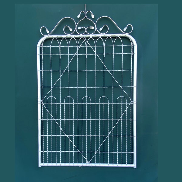 Puerta de patio antigua de alambre tejido de doble bucle galvanizado de 4t x 3'w - Cerca del cementerio del jardín - Entrada victoriana ornamental - Histórico