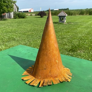 Small 16&quot;t x 11&quot; Rusty Metal Witches Hat, Halloween Decor, Decoration, Holiday Table Centerpiece, Porch