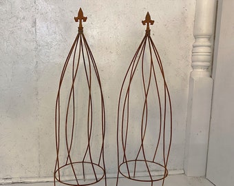 Wrought Iron Twist Obelisk Trellis (QTY 2) – 32" Flower Support