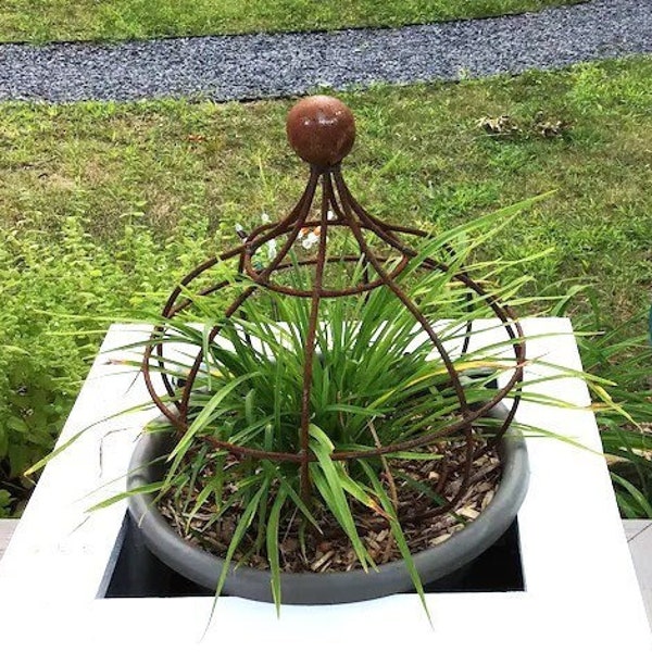 Wrought Iron 18" Small Bob Topiary Flower Trellis, Metal Plant Climber, Vegetable Garden Wire, Rustic Yard Sculpture, Patio Gardening Decor