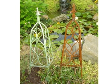 Wrought Iron Square Topiary Trellis, Rustic Garden Plant Climber (21 inch)