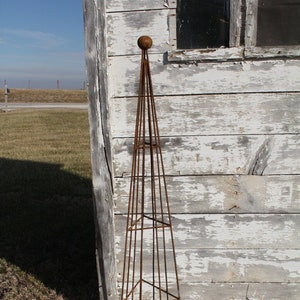 Wrought Iron 54&quot; Ball Top Triangle Topiary Flower Trellis,  Metal Plant Climber, Vegetable Garden Wire, Rustic Yard Sculpture, Round Trellis