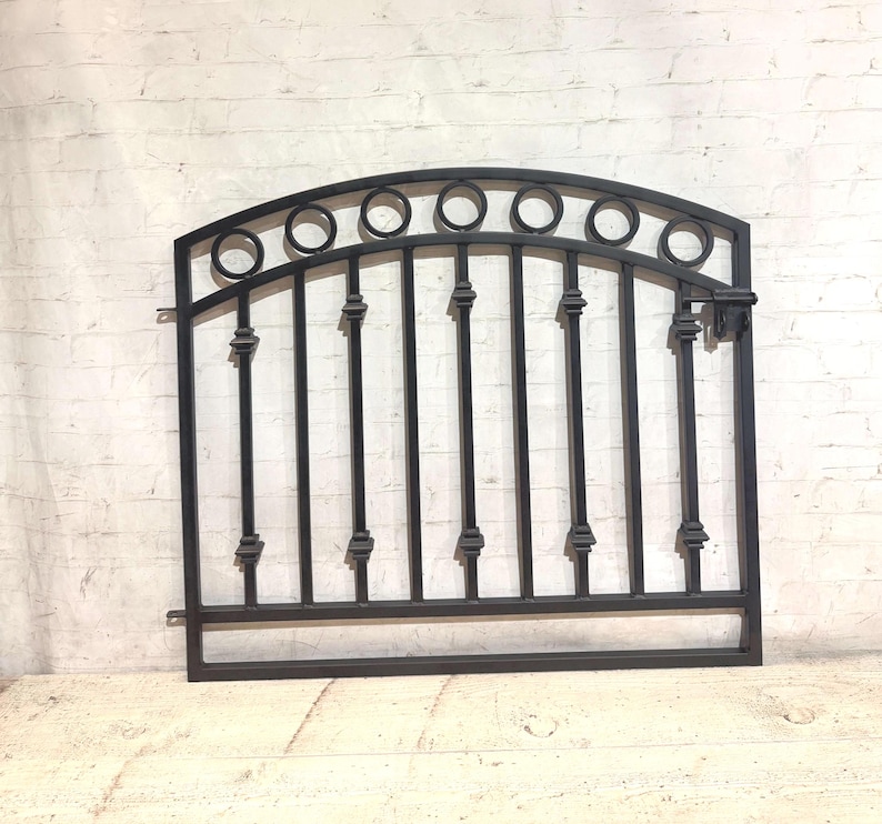 Steel Gate Rounded Metal Arched Circle Choice Entry Gate - 36