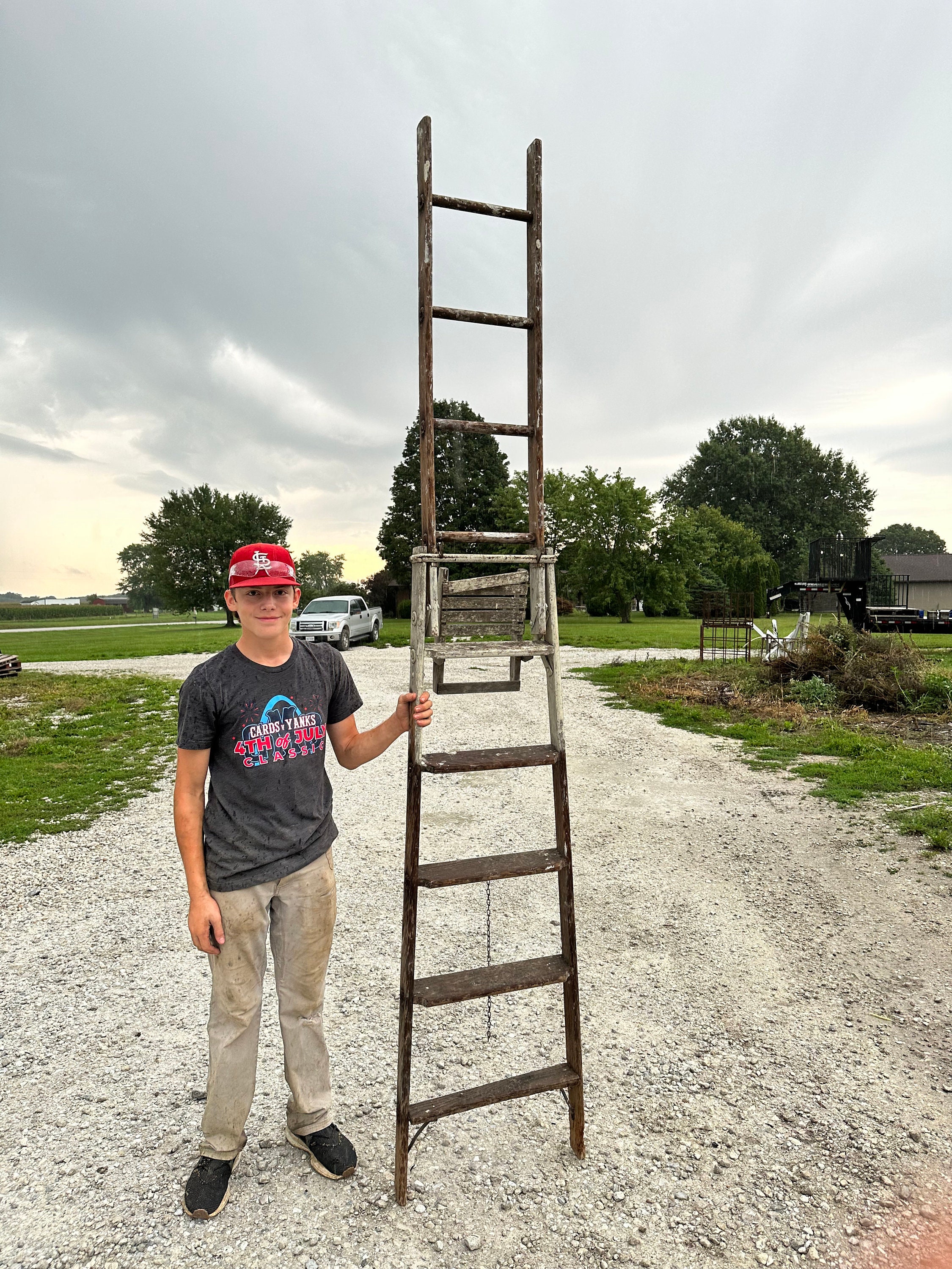 Antique Wood Step Ladder Display - Farmhouse Plant Holder - DIY Rack ...