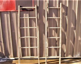 Antique Wood Ladder - 6 Rungs  72&quot; long - Rustic Primitive Quilt Blanket Rack - Farmhouse Vintage Surface or Country Color - Tall Display