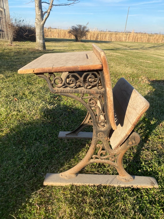 Antique schoolhouse deals desk