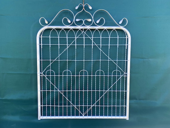 Loop wire fence sale