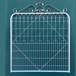4&#39; x 4&#39; Galvanized Double Loop Woven Wire Old Fashioned Yard Gate - Historical Fence Entry - Cottage Garden Roll - Vintage Antique Cemetery