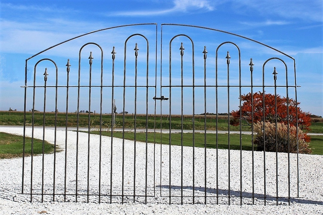 Wrought Iron 4' Tall X 7' Wide Center Divide Woodson Gate - Hoop ...