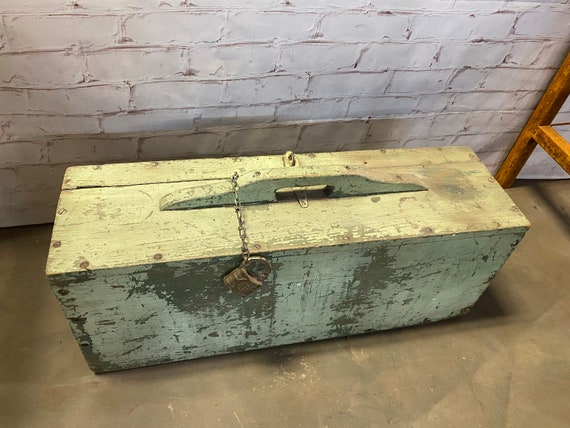 Antique Carpenters Wood Tool Box Vintage Country Collectible Handmade Old  Green Paint Pine Trunk End Coffee Table Storage Decoration 