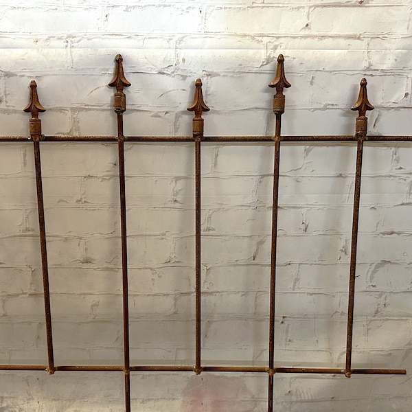 Valla victoriana rústica de hierro forjado – Borde metálico para jardín (26x36)