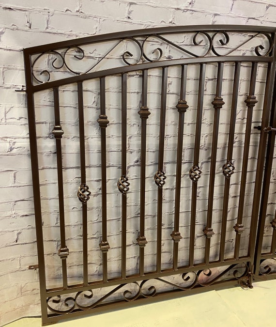 4't X 10'w or Bigger - Antique Style Custom Metal Donovan Yard