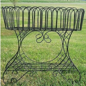 Wrought Iron 30&quot; Country Style Plant Stand - Outdoor Patio Metal Flower Container - Sturdy Rustic Pot Holder - Wrought Iron Vintage Garden