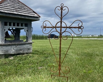 Wrought Iron Heart Cross Decorative Yard Stake - Rustic Metal Religious Beloved  Cemetery  Mounting -  Loved Ones  Ornament- Pet Support