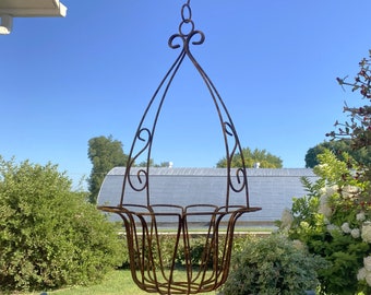 Wrought Iron 26" Geraldine Basket- Outdoor Patio Decor Metal Flower Basket Container - Sturdy Rustic Pot Holder- Steel  Garden Planter