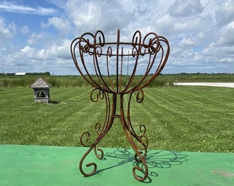 Wrought Iron Penny Plant Stand - Outdoor Patio Metal Flower Basket Container - Sturdy Rustic Pot Holder - Steel Vintage Garden Planter