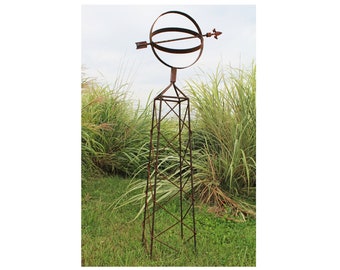 Hierro forjado 68" Reloj de sol militar Topiary Flower Trellis, escalador de plantas de metal, alambre de huerto, escultura de patio rústico, arte del césped