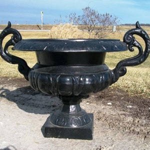 20&quot; Tall Lancaster Cast Aluminum Urn Vessel - Outdoor Patio Metal Flower Container, Sturdy Pot Holder, Garden Planter, Historical Home