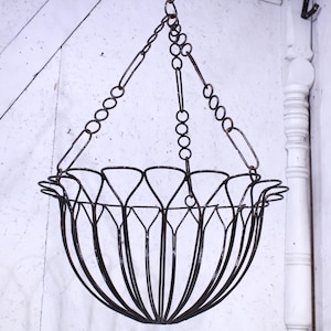 Huge Metal Round Hanging Basket, Outdoor Patio Decor Metal Flower Holder, Rustic Wrought Iron Gracie Potholder, Steel Garden Planter 24&quot;