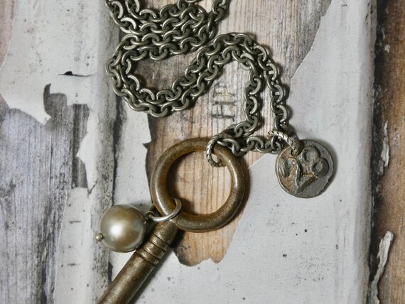 Vintage barrel key and date nail #28 necklace, an… - image 9