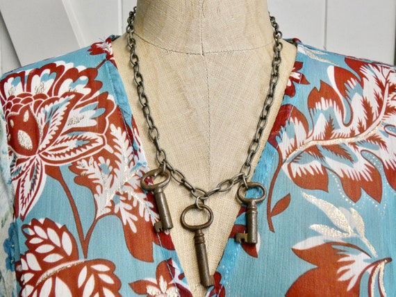 Vintage Skeleton Key Necklace - image 1