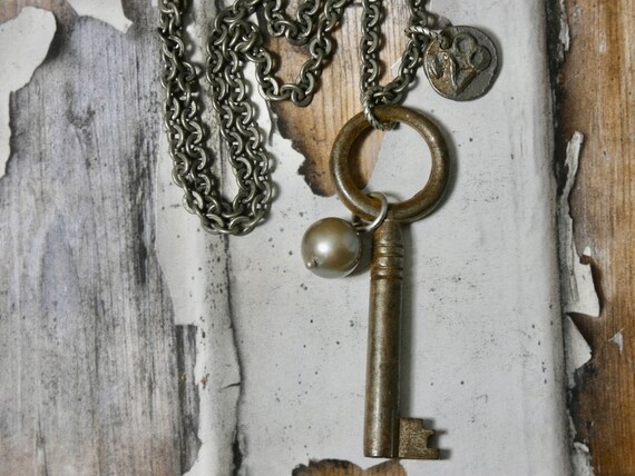 Vintage barrel key and date nail #28 necklace, an… - image 8