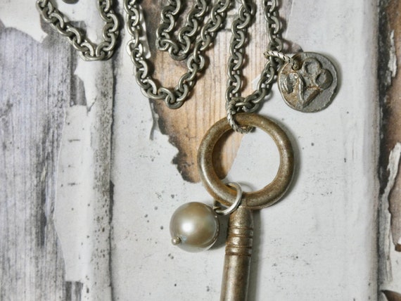 Vintage barrel key and date nail #28 necklace, an… - image 3